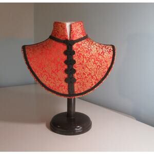 Vintage Jewelry Mannequin Display Jewelry Bust Necklace Broach 12 X 10.5 Inches